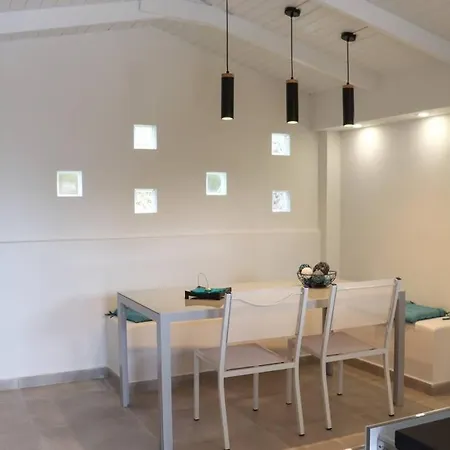 Bay Вилла Гиалова