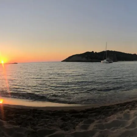 Bay Gialova