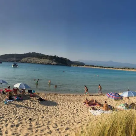 Bay Villa *
